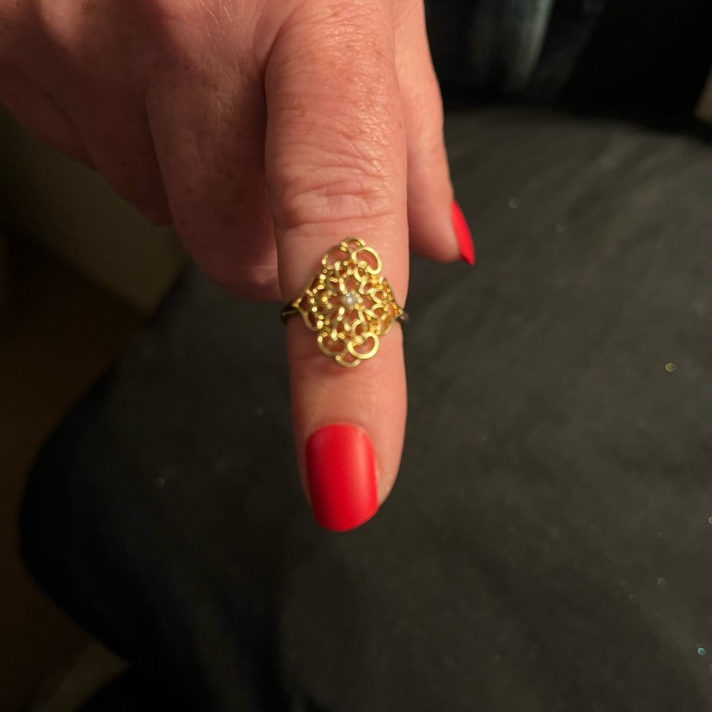Avon Signature Ring Size 6 and 10